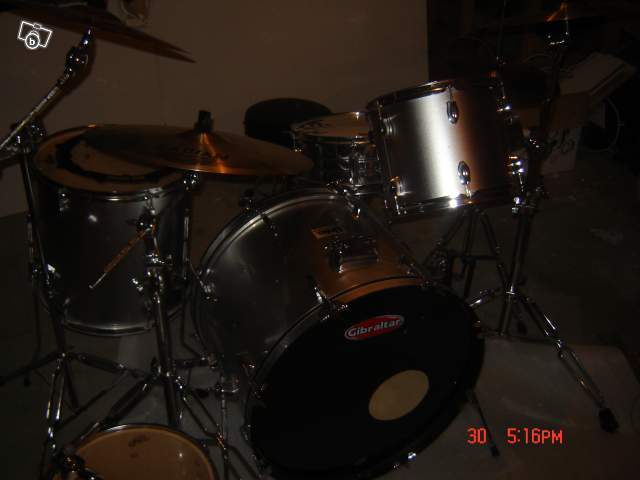 Photo : Batterie Sabian Meinl Gibraltar Stagg