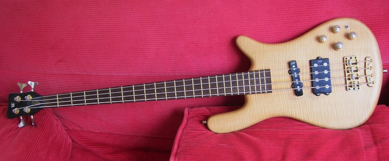 Photo : Warwick 4 cordes erable flamme