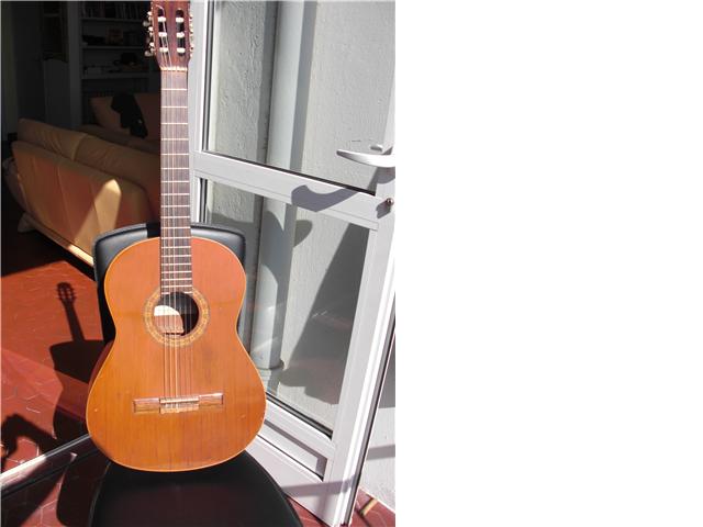 Photo annonce Guitare Luthier Contreras + etui rigide