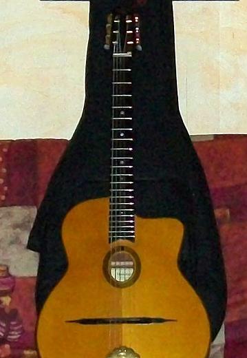 Photo annonce Guitare Manouche J Castelluccia