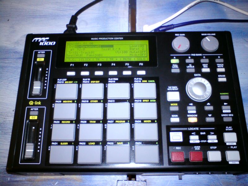 Photo annonce AKAI MPC 1000 & 128Mb