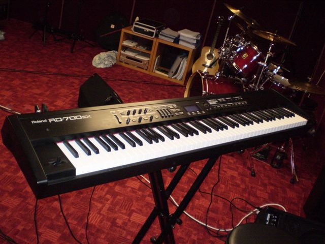 Photo annonce Piano ROLAND RD 700 SX 88 notes
