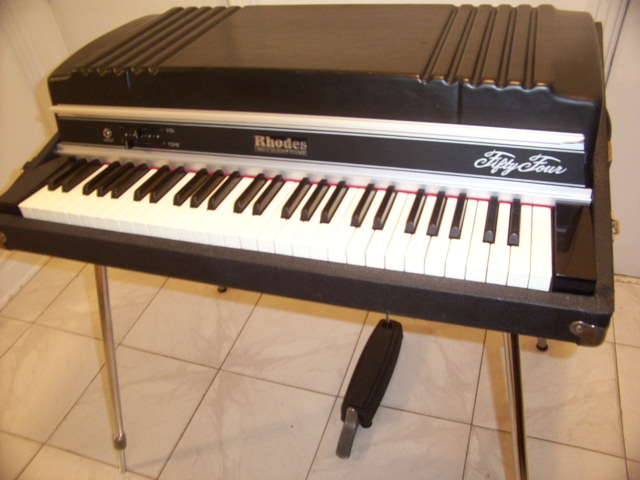 Photo annonce Piano RHODES 54 MARK II stage