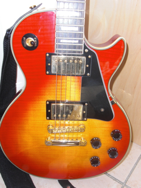 Photo annonce Epiphone Les Paul Custom Cherry Sunburst