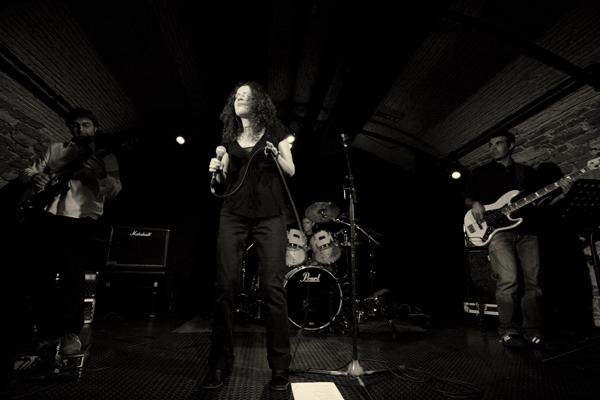 Photo : Blues Blend cherche bassiste