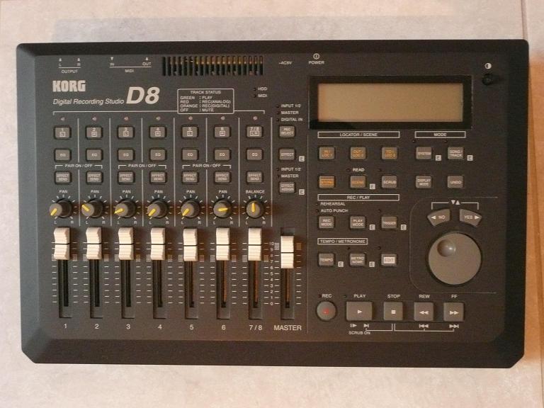 Photo annonce Studio d enregistrement KORG D8