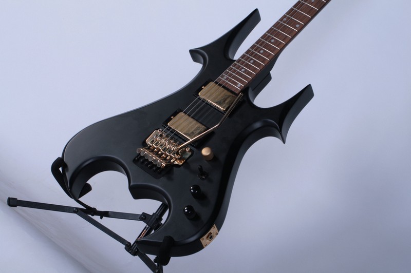 Photo annonce BC RICH ZOMBIE PLATINUM PRO Custom
