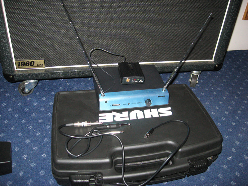 Photo annonce SYSTEME SANS FIL GUITARE SHURE VHF ETGD
