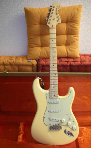 Photo annonce Malmsteen Fender USA