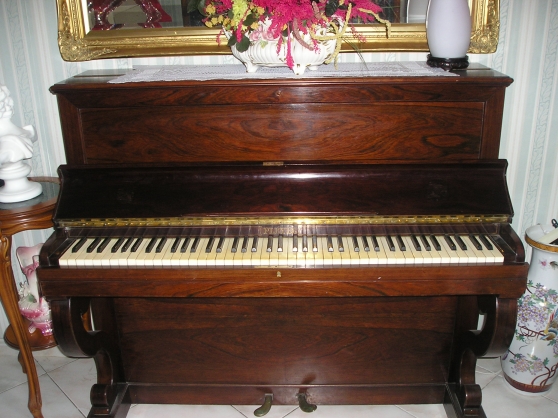 Photo annonce PIANO DROIT A ACCORDER PLEYEL 19 EME SIECLE