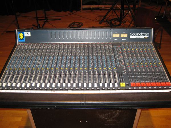 Photo annonce Console 24x16 SOUNDCRAFT 6000