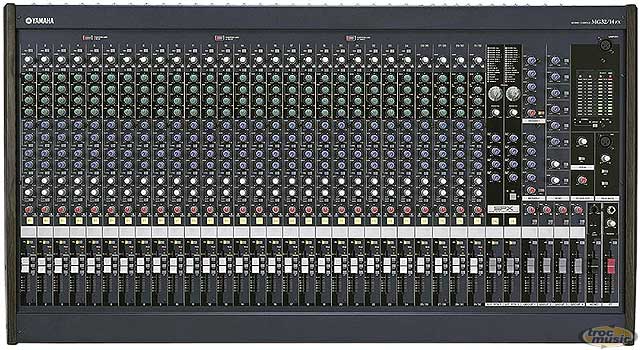 Photo annonce Console YAMAHA MG32 14FX & flight