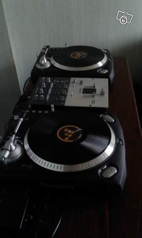 Photo annonce NUMARK TT500 & Reloop Srcatch