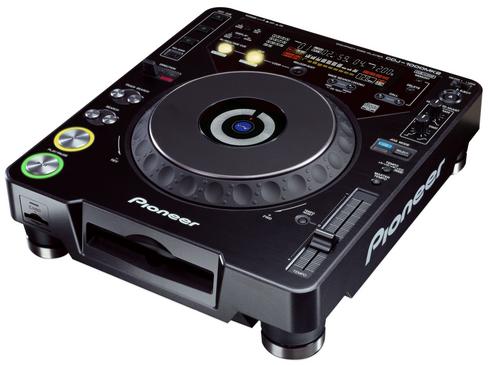 Photo annonce 2 CDJ 1000 MK2 & table DJM 600