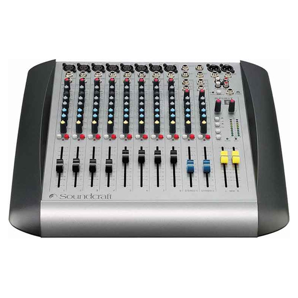 Photo : Soundcraft Spirit E 8