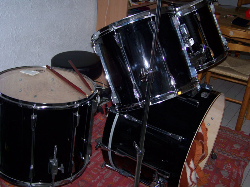 Photo annonce BATTERIE TAMA ROCK