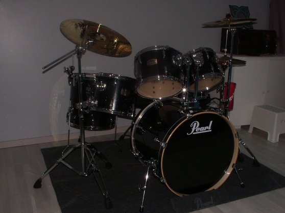 Photo : PEARL ELX EXPORT 6 FUTS & ACCESSOIRE