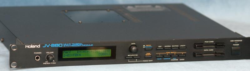 Photo annonce Synthe Roland JV880