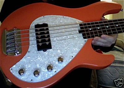 Photo annonce Basse Stingray Olp 5 cordes
