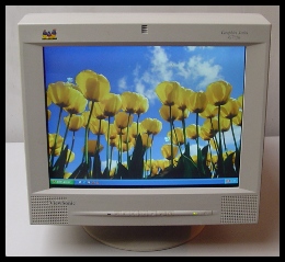 Photo : 2  Ecrans Viewsonic cathodique 17