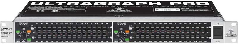 Photo : Behringer Ultragraph EQ 1502