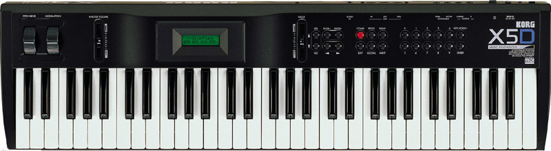 Photo : Synthe Korg  X 5 D