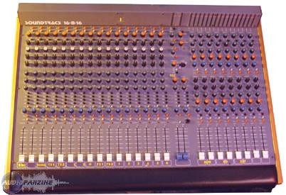 Photo : Soundtracs 16 8 16