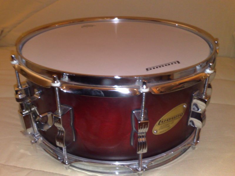 Photo annonce Caisse Claire Ludwig Custom Accent CS