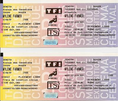 Photo : 2 places Mylene Farmer Rouen
