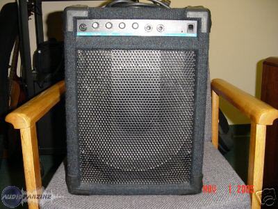 Photo annonce Ampli combo basse Yorkville Y 50 B