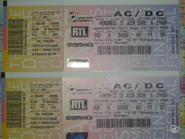 Photo : 2 places pour le concert ACDC au SDF