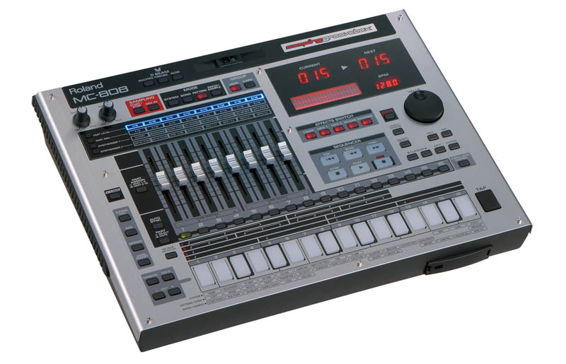 Photo annonce Roland MC808 & 512 ram + Carte 1 GO