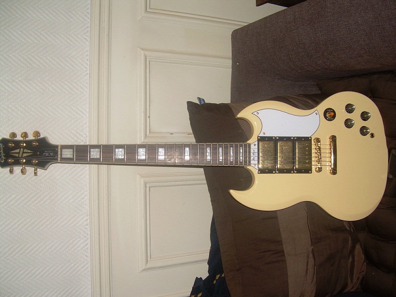 Photo annonce Epiphone G 400 Custom