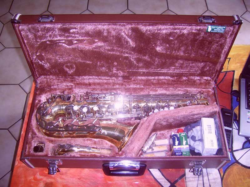 Photo : Sax alto Yamaha Yas 25 Cles argentees