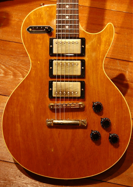 Photo annonce GIBSON LESPAUL Custom Korina Tribute 50TH