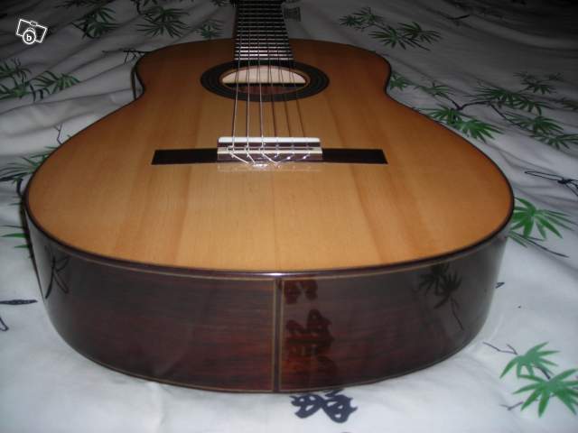 Photo : GUITARE CLASSIQUE Jean Noel ROHE