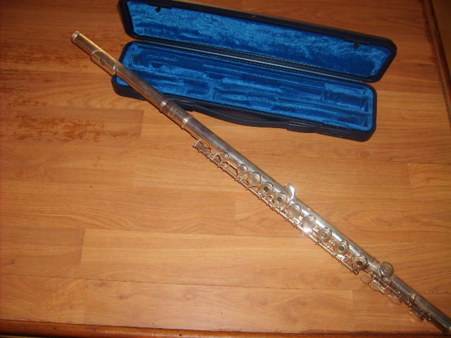 Photo annonce Flute Traversiere Yamaha 381 argent massif