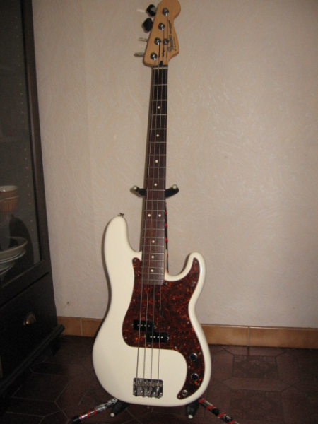 Photo annonce Basse Fender precision mexico