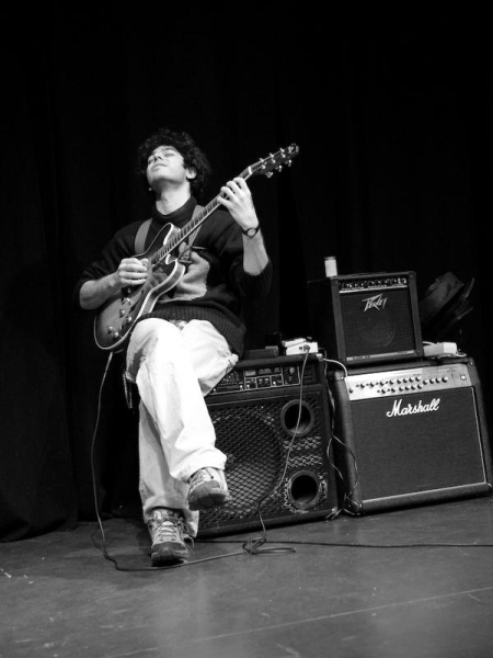 Photo annonce Cours de Guitare a Montreuil