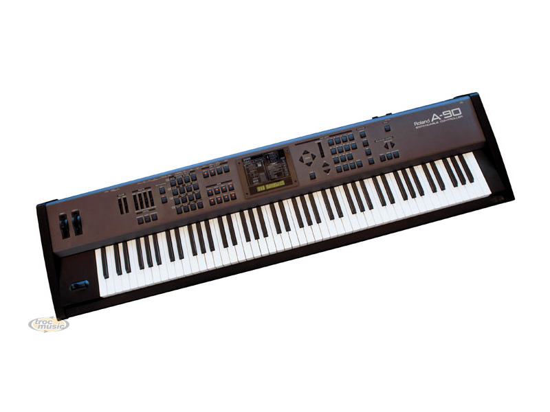 Photo : Clavier maitre Roland A90
