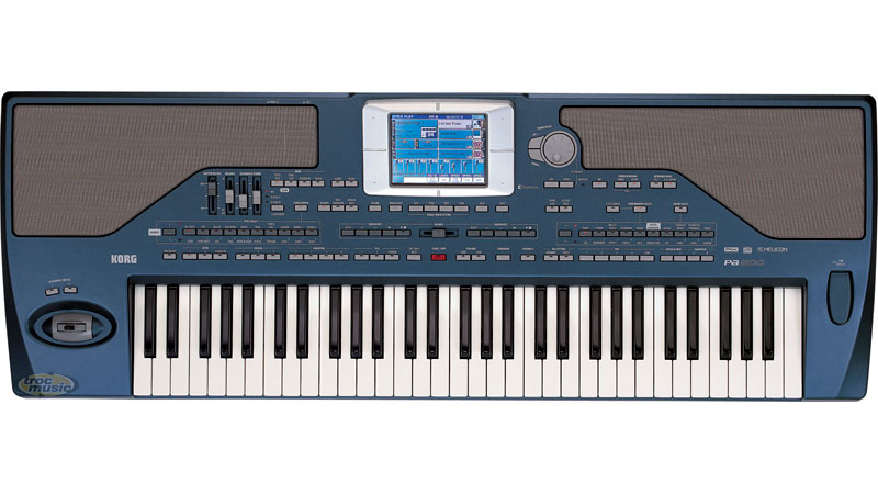 Photo : Korg PA 800 ampli 2 x 22 W