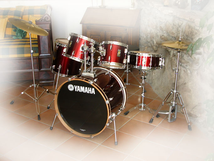 Photo annonce Batterie YAMAHA RYDEEN etat neuf
