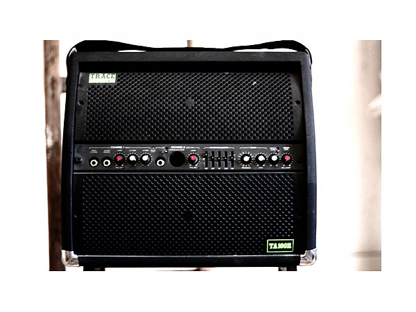 Photo : Ampli acoustique Trace Elliot TA 100R