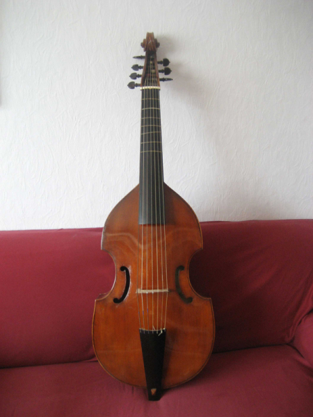 Photo : VIOLE DE GAMBE