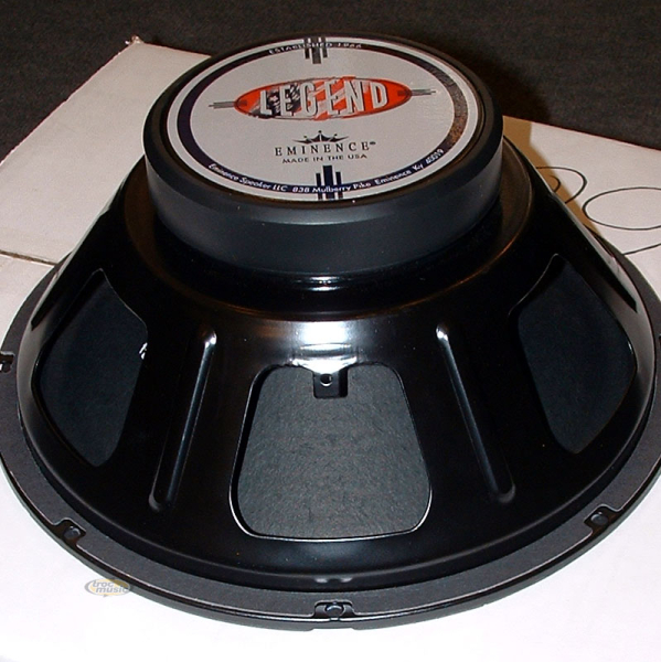 Photo : Haut Parleur 8 ohms 21 cm