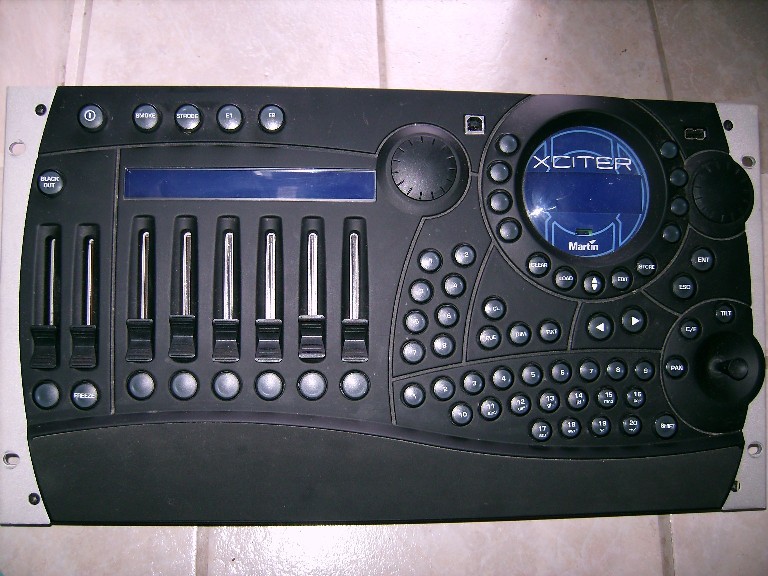 Photo annonce Controleur DMX Martin XCiter