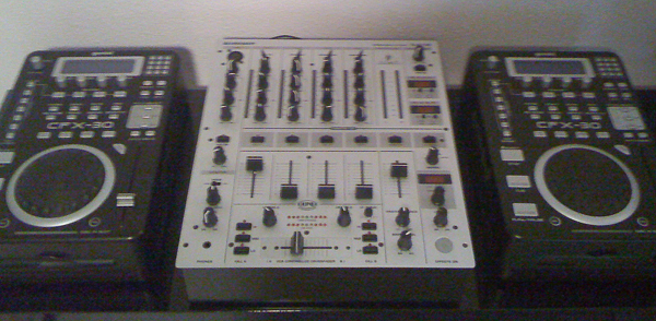 Photo annonce 2 Platines GEMINI CFX 30