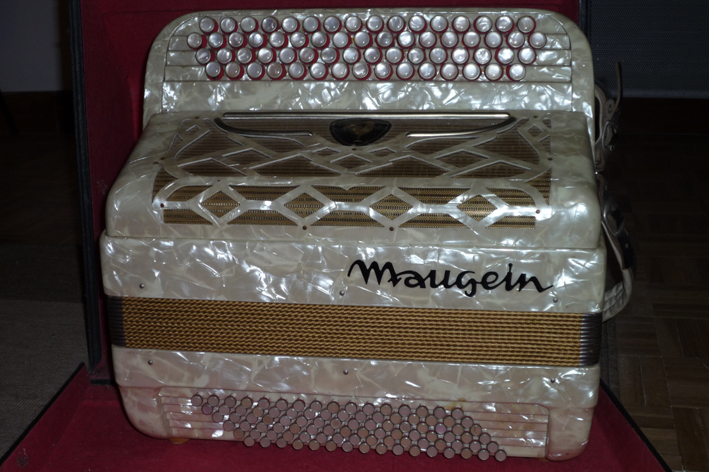 Photo annonce Accordeon MAUGEIN chromatique 96 Basses