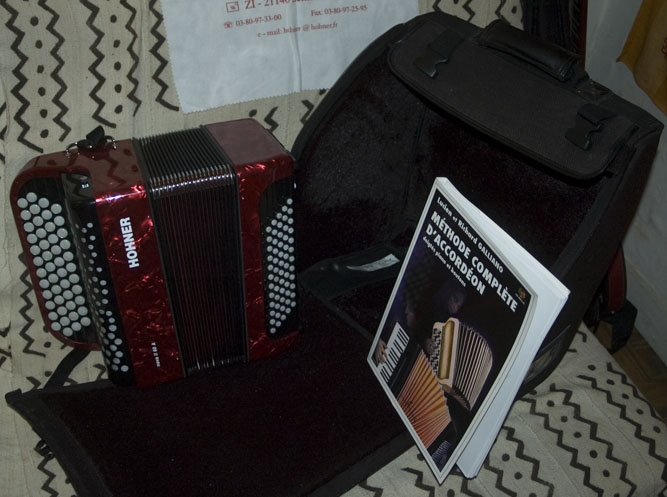 Photo annonce Accordeon chromatique Hohner & Accessoires