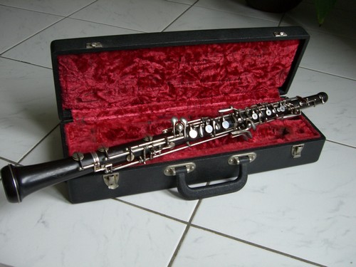 Photo annonce Hautbois d etude Noblet & etui rigide